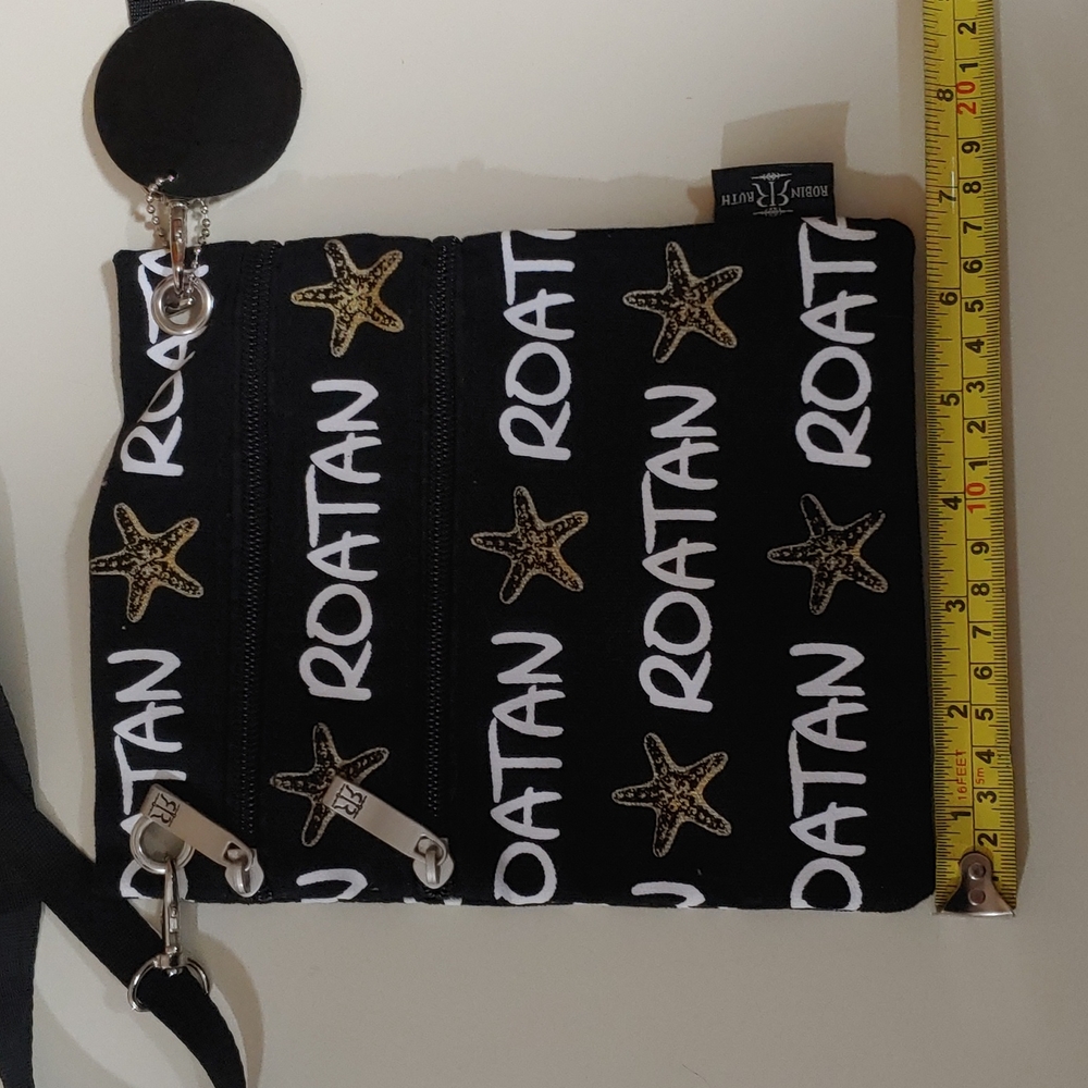 Robin Ruth Roatan Starfish Crossbody Bag - Picture 14 of 15